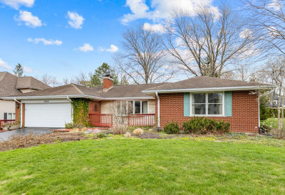 7845 Dana Way Burr Ridge, IL 60527