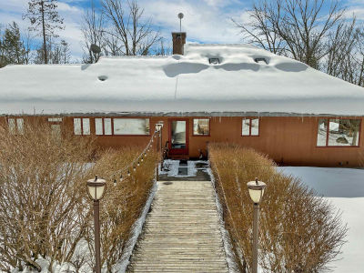 300 Maple Ridge Rd Sandwich, NH 03227