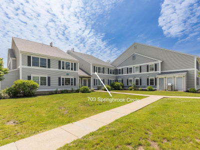 703 Springbrook Cir Portsmouth, NH 03801