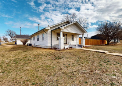 402 S Ellis St Shattuck, OK 73858