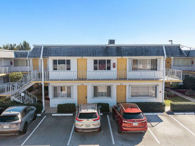 3322 Cynthia Ln APT 102 Lake Worth, FL 33461