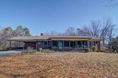 201 South Ferry Road, New London, NC, USA