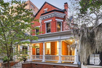 106 E Harris Street Savannah, GA 31401