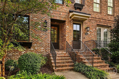 441 Port Street Savannah, GA 31401