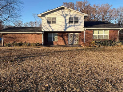 100 Logan Ln Corning, AR 72422