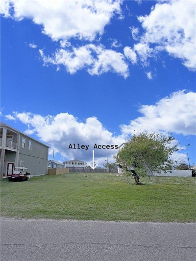 519 S 10th St Port Aransas, TX 78373