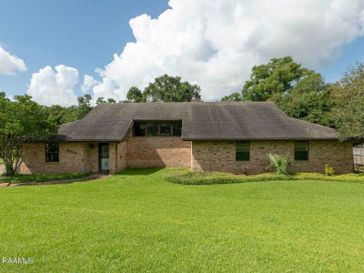 3936 Bayou Blvd New Iberia, LA 70563