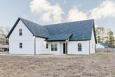 1019 Grand Ave Benton, AR 72015