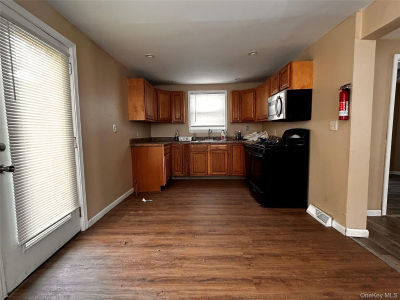 114 Dupont Ave Newburgh, NY 12550