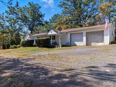 9150 Gillingham Rd Lecontes Mills, PA 16850