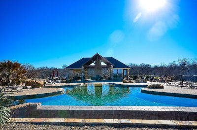 37 Sandy Cove Dr Streetman, TX 75859