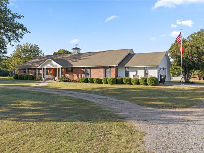 103 Lockwood Ln Ardmore, OK 73401