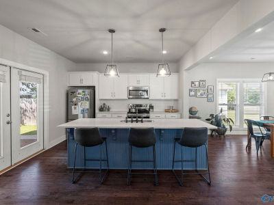 2014 Summer St SW Huntsville, AL 35805