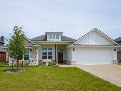 407 Geyser Trl McGregor, TX 76657