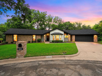 3241 Village Park Dr Waco, TX 76708