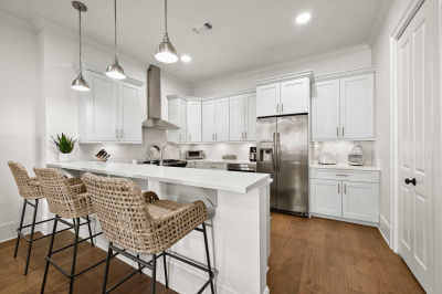 8211 Village Plaza Court, Baton Rouge, LA, USA