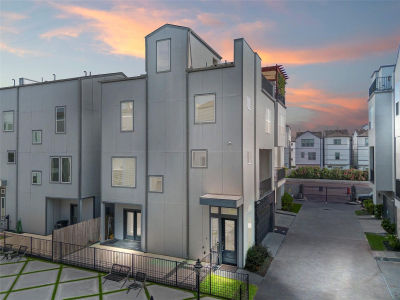 8409 Hempstead Rd UNIT H Houston, TX 77008