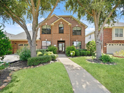 714 Coggins Point Way Sugar Land, TX 77479