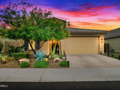 2445 E Beverly Rd Phoenix, AZ 85042