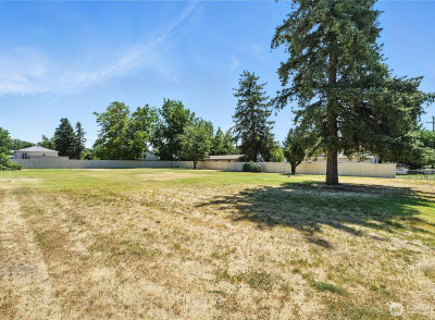 715 SE Birch Ave College Place, WA 99324