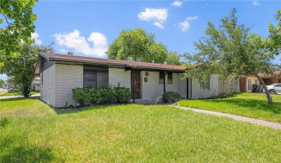 1102 Bradshaw Dr Corpus Christi, TX 78412