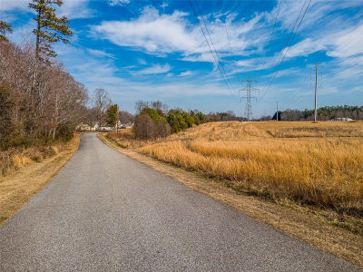 2448 Locust Hill Rd Taylors, SC 29687