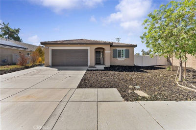 5323 Orange Grove Ave Hemet, CA 92544