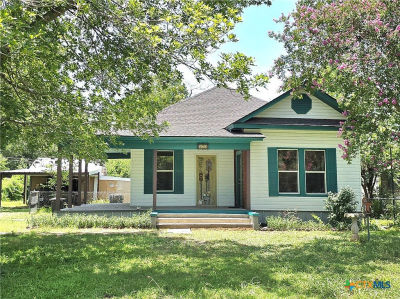 429 N Main St Rockdale, TX 76567