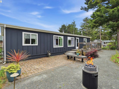 1155 2nd St NE Bandon, OR 97411