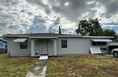 91 Bahman Ave Opa Locka, FL 33054