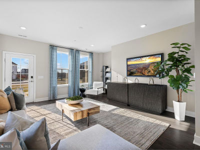 152 Leona Stewart Ln Pennington, NJ 08534