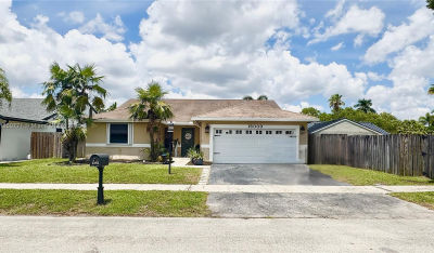 15009 SW 13th Pl Sunrise, FL 33326