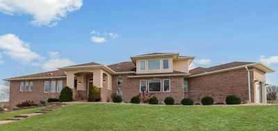 14881 Berglund Road, Pecatonica, IL, USA
