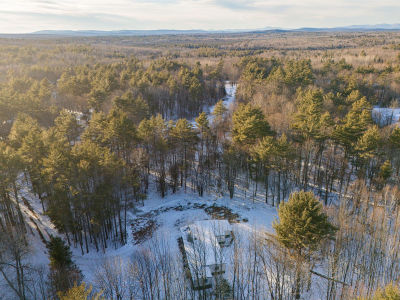 22 Hardwood Ln Fairfield, ME 04937