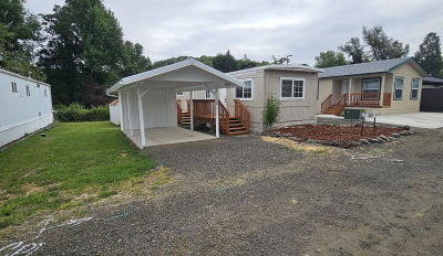 201 NE Peggy Ave #10 Roseburg, OR 97470