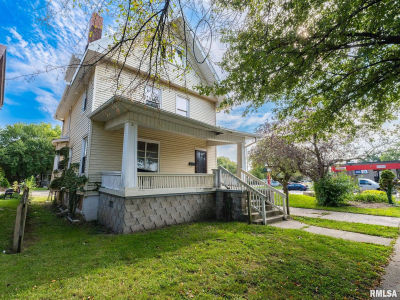 1820 W Bradley Ave Peoria, IL 61606