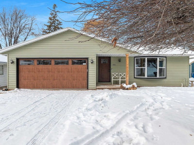 526 Bader St Green Bay, WI 54302