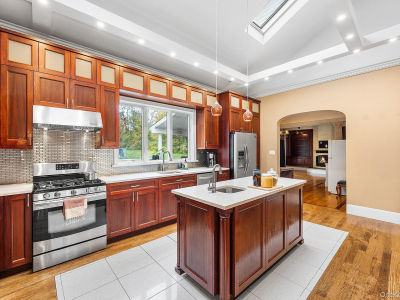 658 Waterbury Hill Rd Lagrangeville, NY 12540