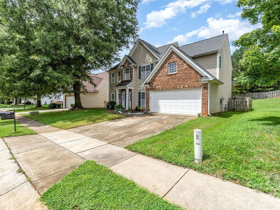 2823 Oakdale Pasture Dr Charlotte, NC 28216
