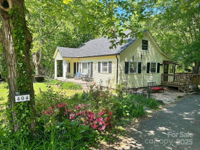 404 Patton St Morganton, NC 28655