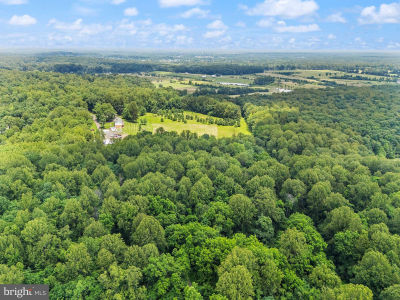 7511 & 7519 Elmores Ln Warrenton, VA 20187