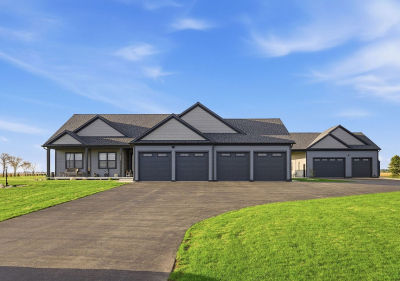 2401 N 4350th Rd Sheridan, IL 60551