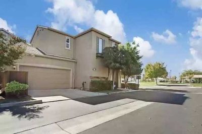 1004 Monville Way, Newman, CA, USA