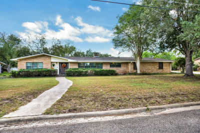 511 West Johnson Street, Cuero, TX, USA