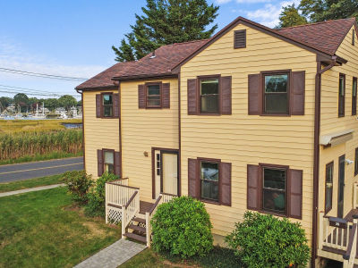 30 Kinloch St Milford, CT 06460
