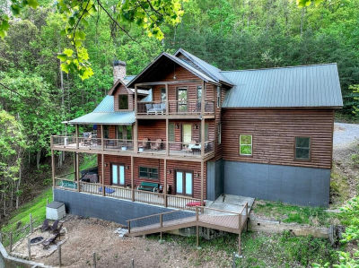 840 Deer Crest Rd Blue Ridge, GA 30513