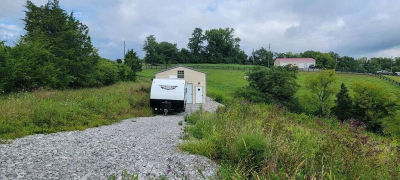 15711 Pfanstiehl Rd De Mossville, KY 41033