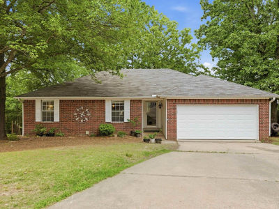 8 Mesa Verde Cv Maumelle, AR 72113