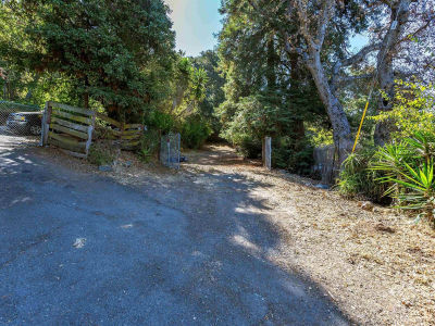 4224 Mountain View Ave Oakland, CA 94605