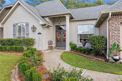 124 Timberwood Dr Madisonville, LA 70447